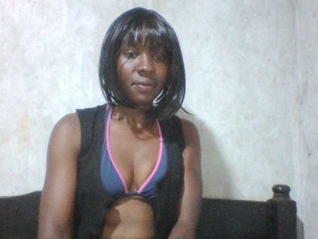 Live sex webcam photo for sweet-aaliya #294044757