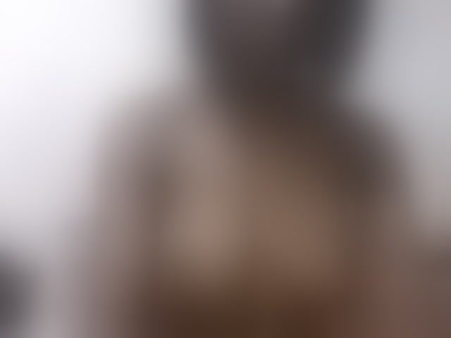 Live sex webcam photo for sweet-aaliya #294110116