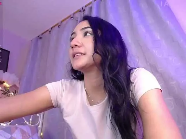 Live sex webcam photo for sweet-alehia- #274362343