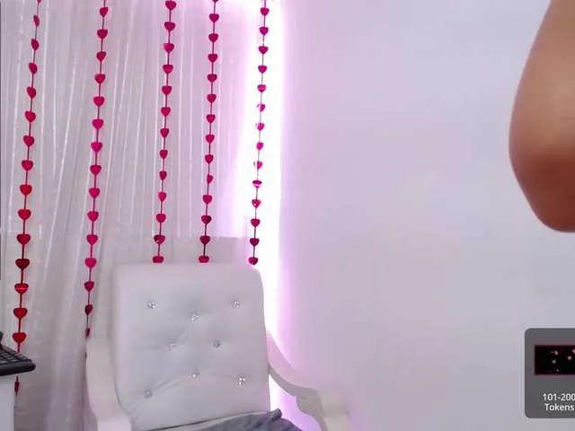 Live sex webcam photo for sweet-allie #274096968