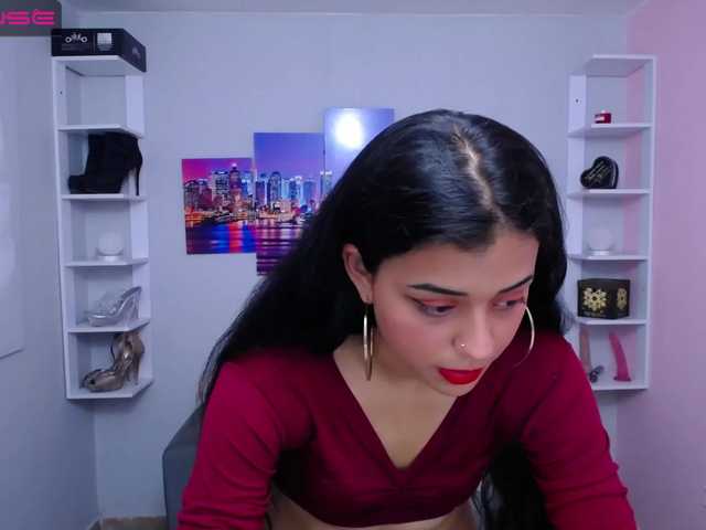 Live sex webcam photo for sweet-allie #274779576