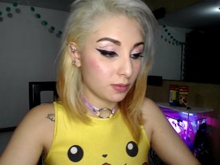 Live sex webcam photo for sweet-avril #224190670