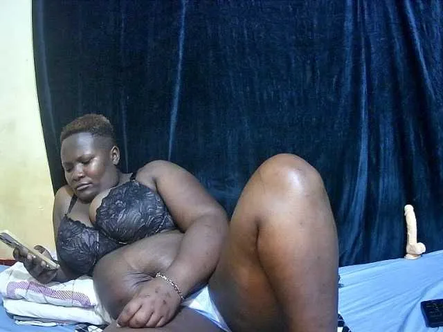 Live sex webcam photo for sweet-boobies #293063248