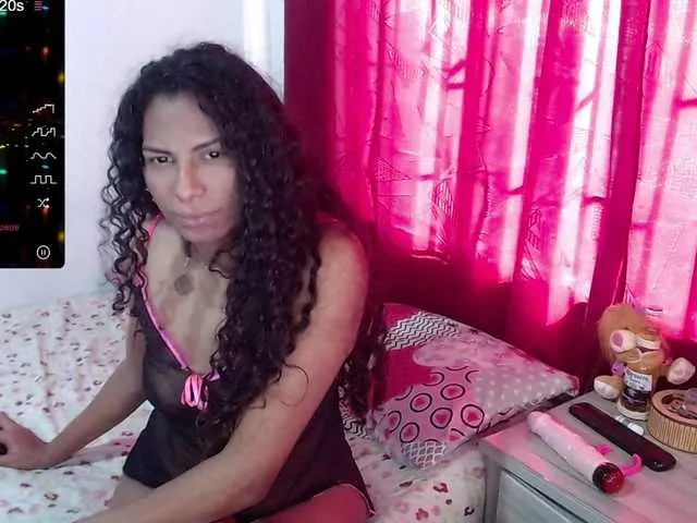 Live sex webcam photo for sweet-candyy7 #274625705
