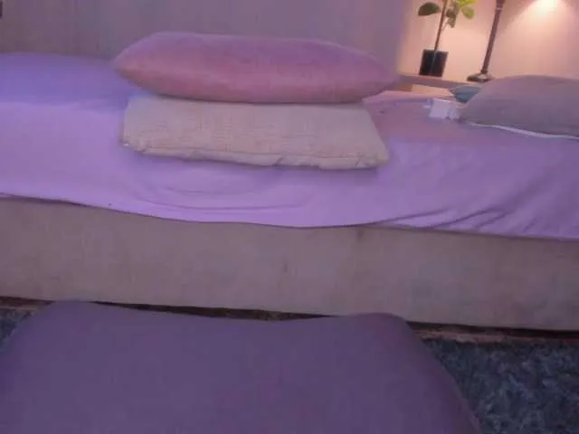 Live sex webcam photo for sweet-chelsy #290390249