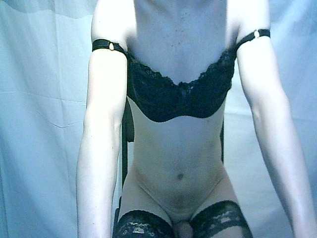 Live sex webcam photo for sweet-cock- #277581047