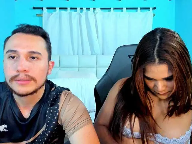 Live sex webcam photo for sweet-couple-latin #292599136