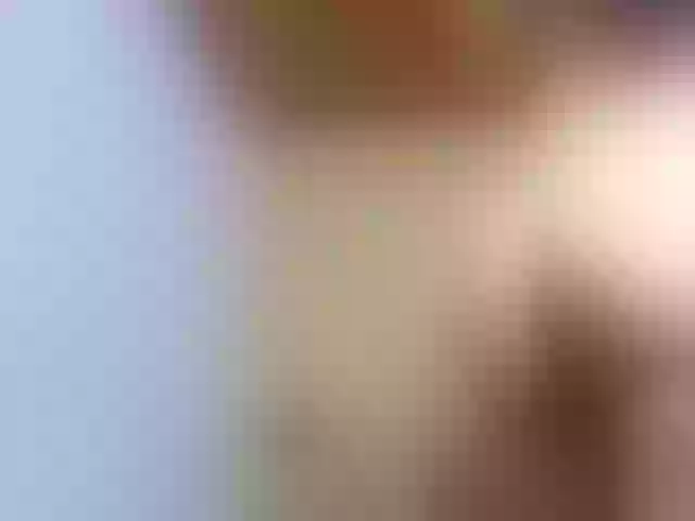Live sex webcam photo for sweet-dani18 #291156245