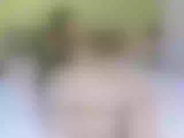 Live sex webcam photo for sweet-dani18 #291275354
