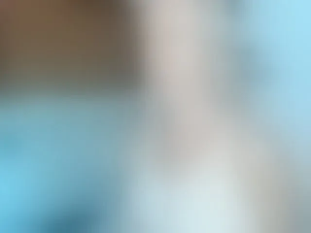 Live sex webcam photo for sweet-doll-20 #293000917