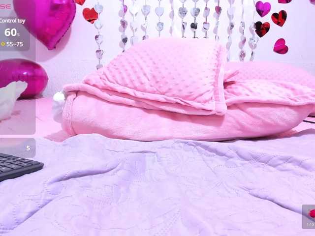 Live sex webcam photo for sweet-kathe1 #290471294