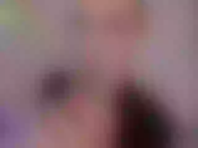 Live sex webcam photo for sweet-like-cherry #290152401