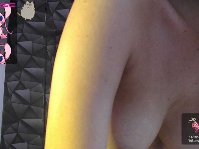 Live sex webcam photo for sweet-ludwika #275999160