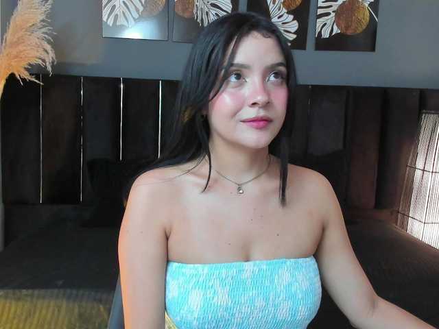 Live sex webcam photo for sweet-ludwika #276700571