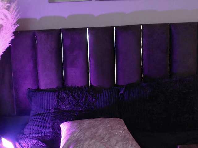 Live sex webcam photo for sweet-ludwika #277789039