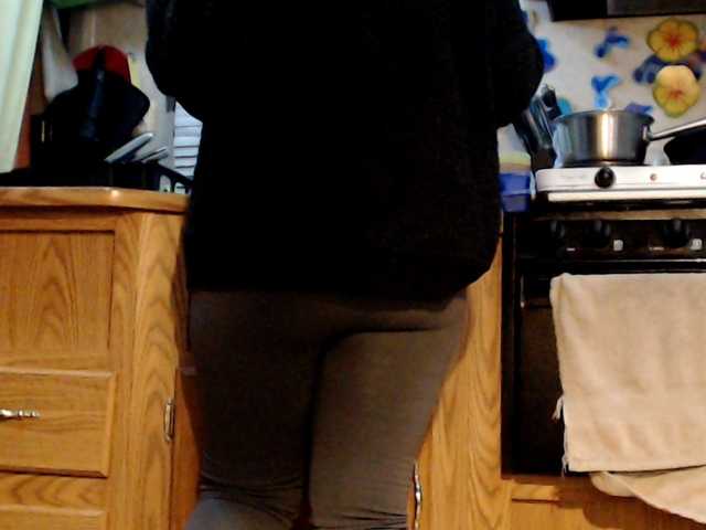 Live sex webcam photo for sweet-pair #277419931