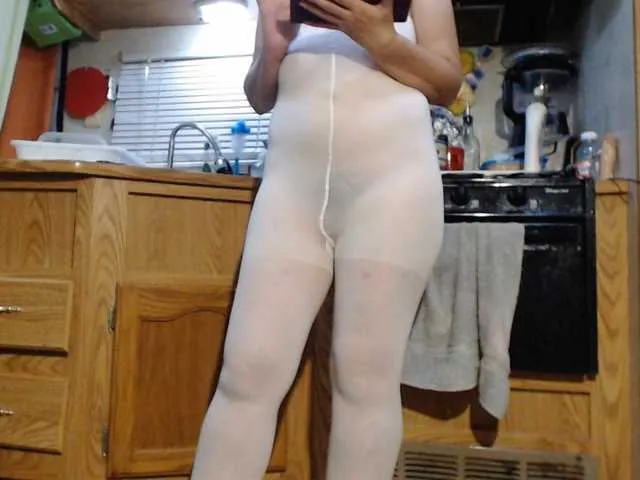 Live sex webcam photo for sweet-pair #289655854