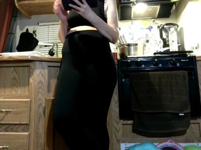 Live sex webcam photo for sweet-pair #291001646