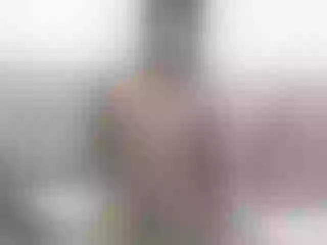 Live sex webcam photo for sweet-paris18 #277195852