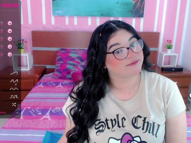 Live sex webcam photo for sweet-pink #272239899