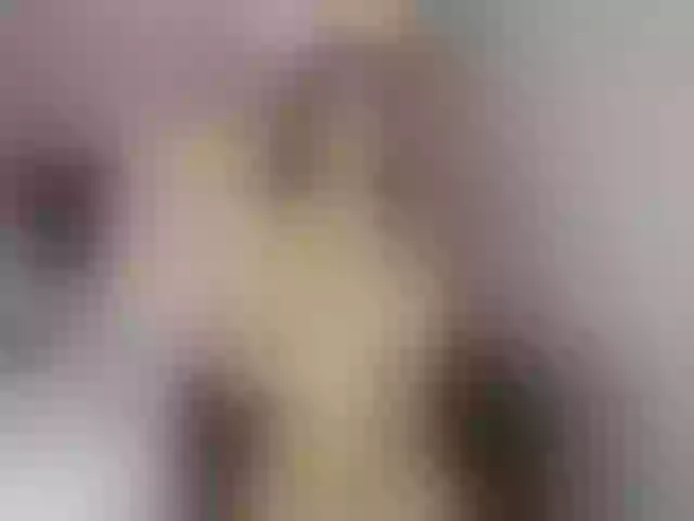 Live sex webcam photo for sweet-sophi #272546025