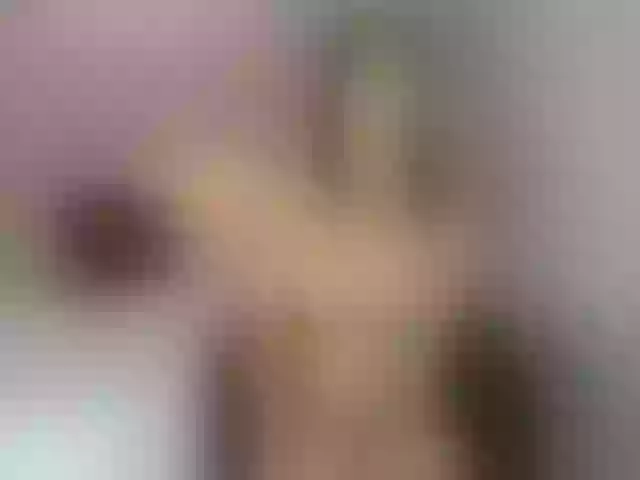 Live sex webcam photo for sweet-sophi #272669123