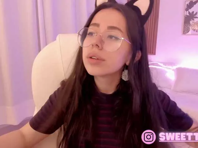 Live sex webcam photo for sweet-vera #277243290