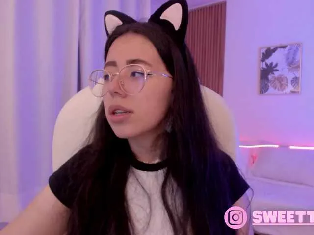 Live sex webcam photo for sweet-vera #277387606