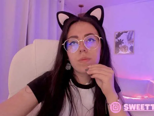 Live sex webcam photo for sweet-vera #277389143