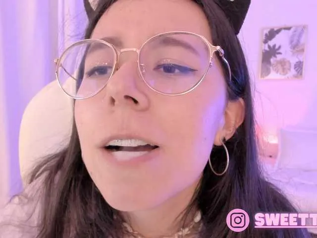 Live sex webcam photo for sweet-vera #277927352