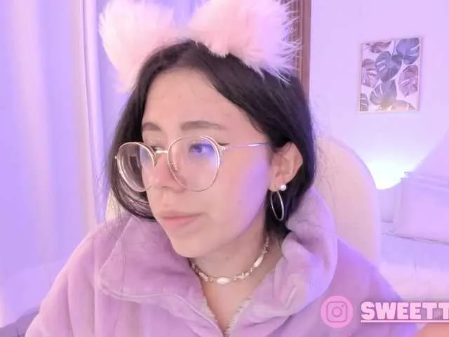 Live sex webcam photo for sweet-vera #278141538