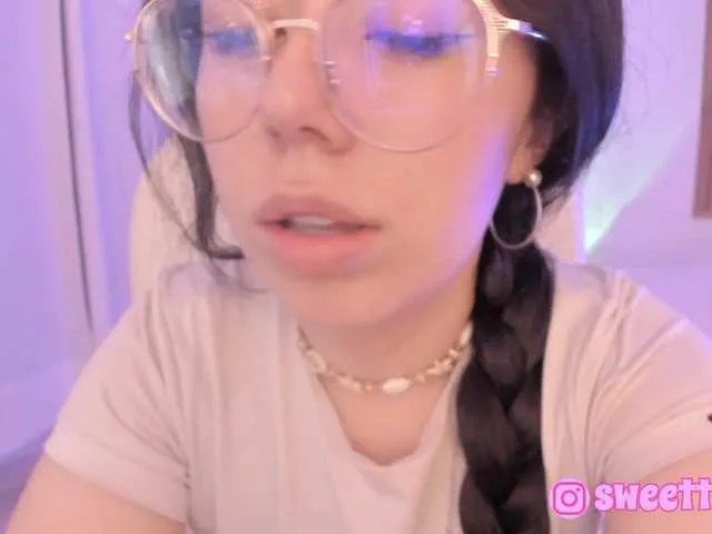 Live sex webcam photo for sweet-vera #278225187