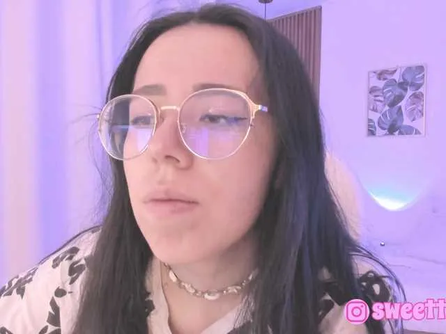 Live sex webcam photo for sweet-vera #289434725