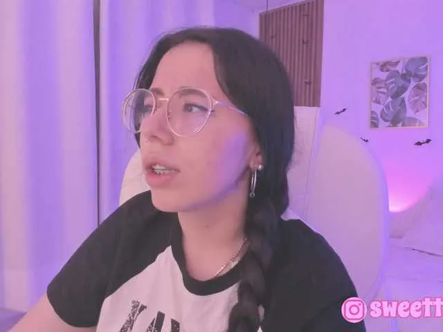 Live sex webcam photo for sweet-vera #290145296