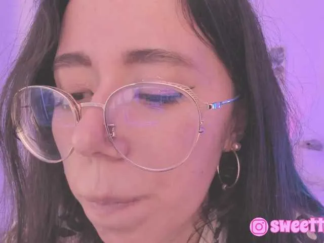 Live sex webcam photo for sweet-vera #290171656