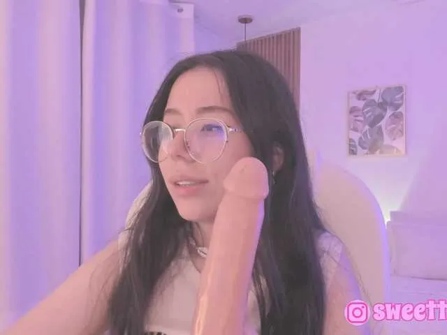 Live sex webcam photo for sweet-vera #290330136