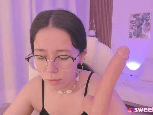 Live sex webcam photo for sweet-vera #290502207