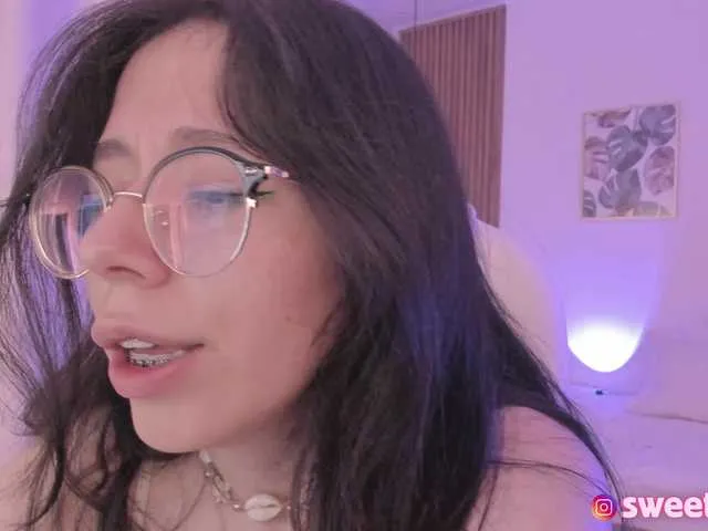 Live sex webcam photo for sweet-vera #290549658