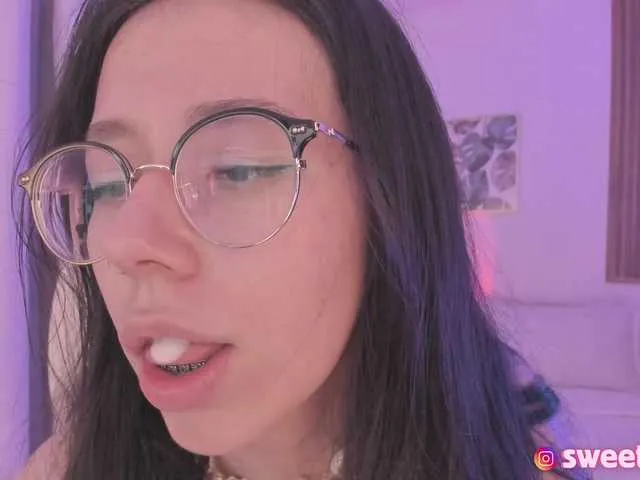 Live sex webcam photo for sweet-vera #290562089