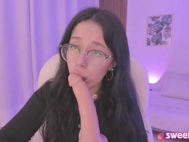 Live sex webcam photo for sweet-vera #290608799