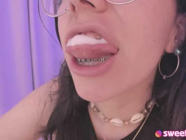 Live sex webcam photo for sweet-vera #290654264