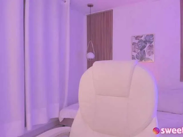 Live sex webcam photo for sweet-vera #290655714