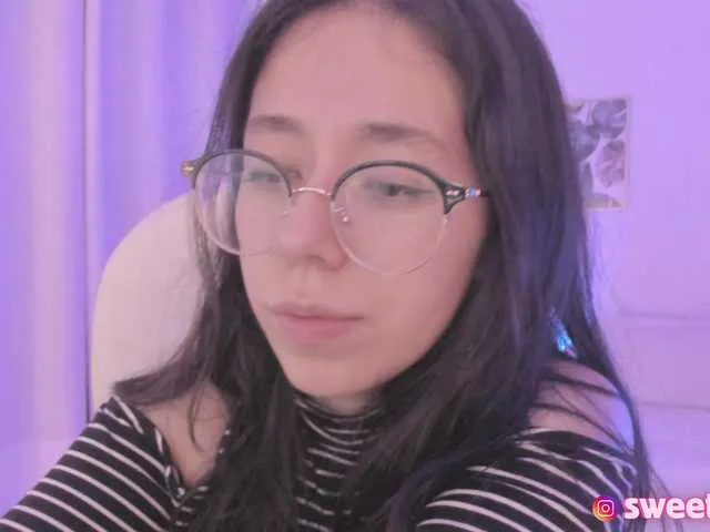 Live sex webcam photo for sweet-vera #290677948