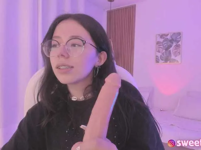 Live sex webcam photo for sweet-vera #290739435