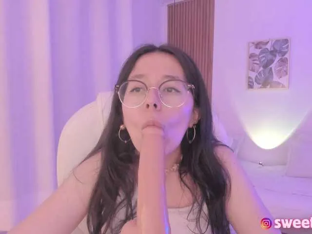 Live sex webcam photo for sweet-vera #290751932