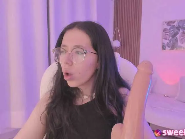 Live sex webcam photo for sweet-vera #290781123