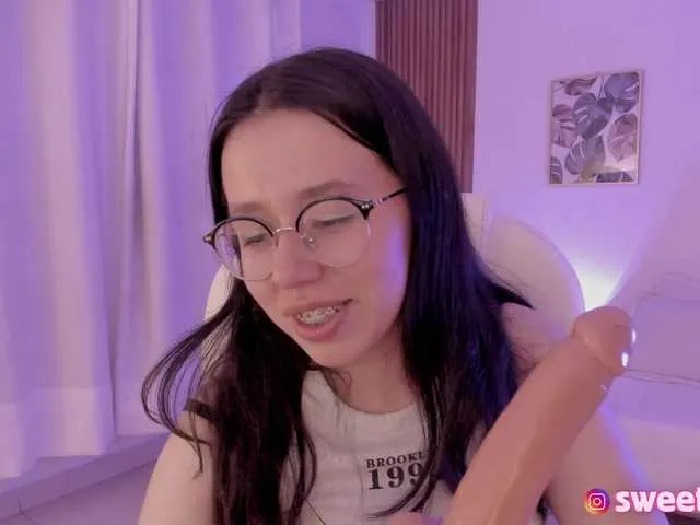 Live sex webcam photo for sweet-vera #291482123