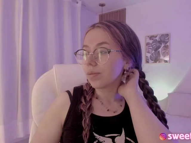 Live sex webcam photo for sweet-vera #291675681