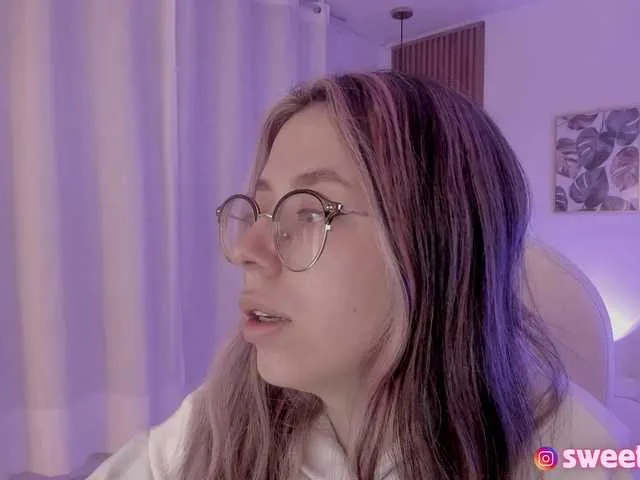 Live sex webcam photo for sweet-vera #291700209