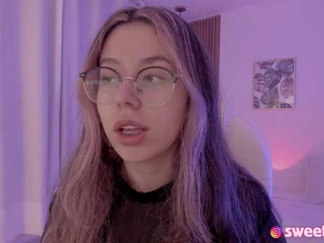 Live sex webcam photo for sweet-vera #291706716